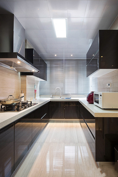 �F���L���ʽ�N���b���OӋ