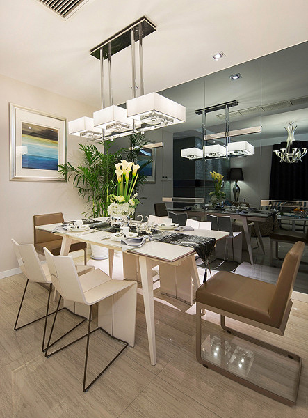 �F���L���ʽ�͏d�b���OӋ