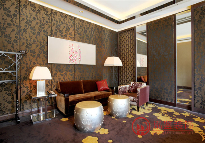 ��ɫ����С�͏d�b��  ����^�b���OӋ