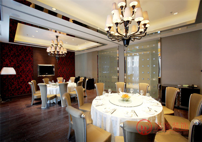 ��ɫ����С�͏d�b��  ����^�b���OӋ