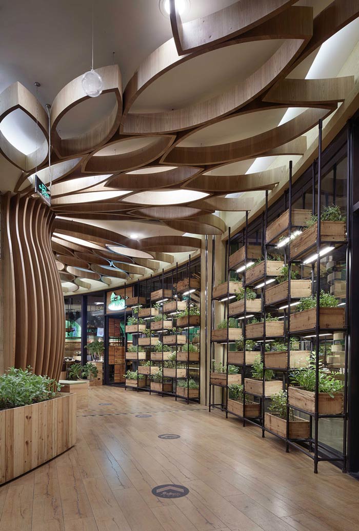 �Ϸʵ����b��-ԭ���B��ɫ�͏d�b���OӋ�����p��